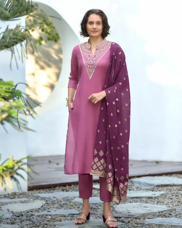 Mulberry Mist Embroidered Kurti Set with Dupatta | Vatican-Chanderi Jacquard