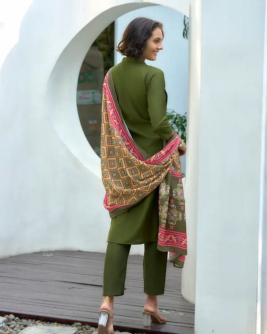 Olive Dynasty Green Kurti Set with Dupatta | Vatican-Chinnon Blend