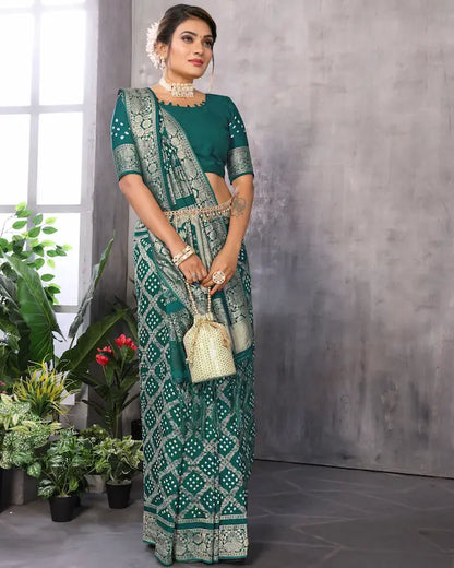 Emerald Raas Green Bandhani Saree with Dandiya Pallu | Misco Gaji Fabric
