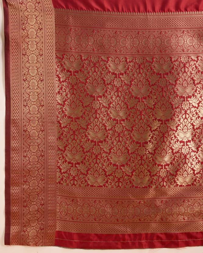 Red Kanjivaram Silk Saree with Rich Golden Zari Border & Pallu